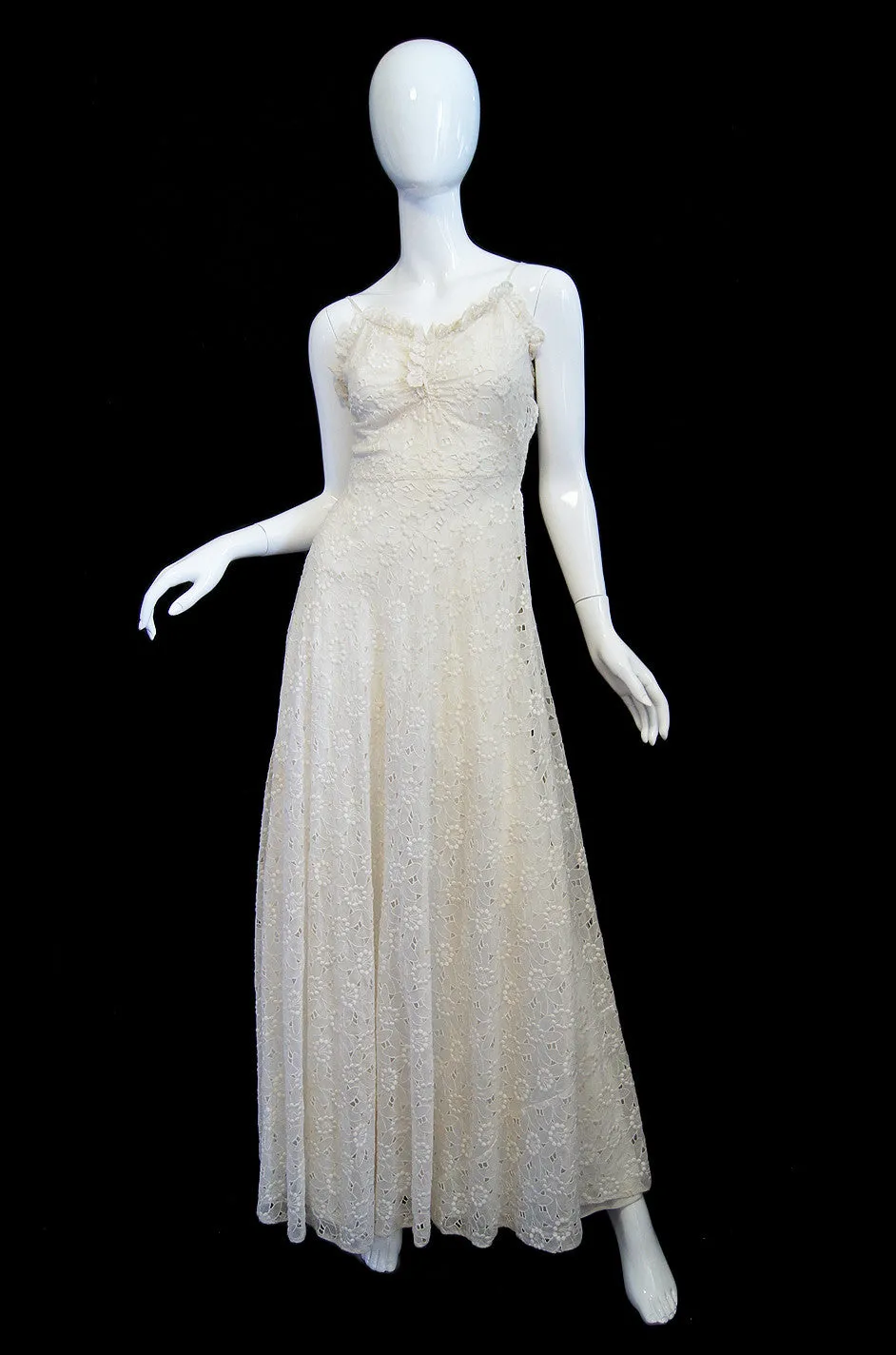 1930s Cut Work Flower Summer Gown