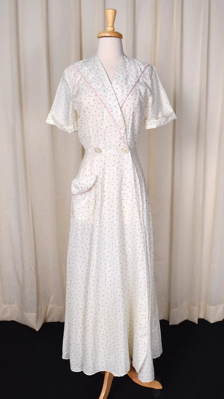 1940s Sheer Ditzy Floral Dressing Gown Housecoat Robe