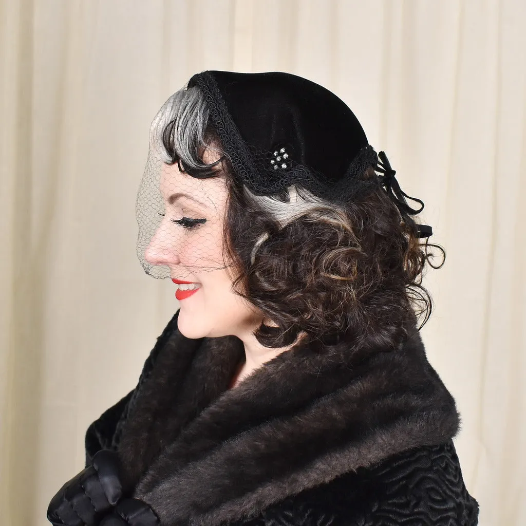 1950s Black Velvet Vintage Crescent Hat