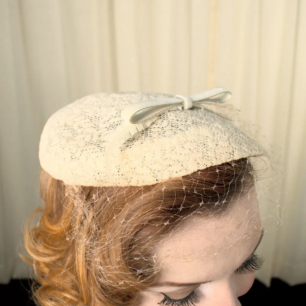 1950s Off White Lace & Bow Hat