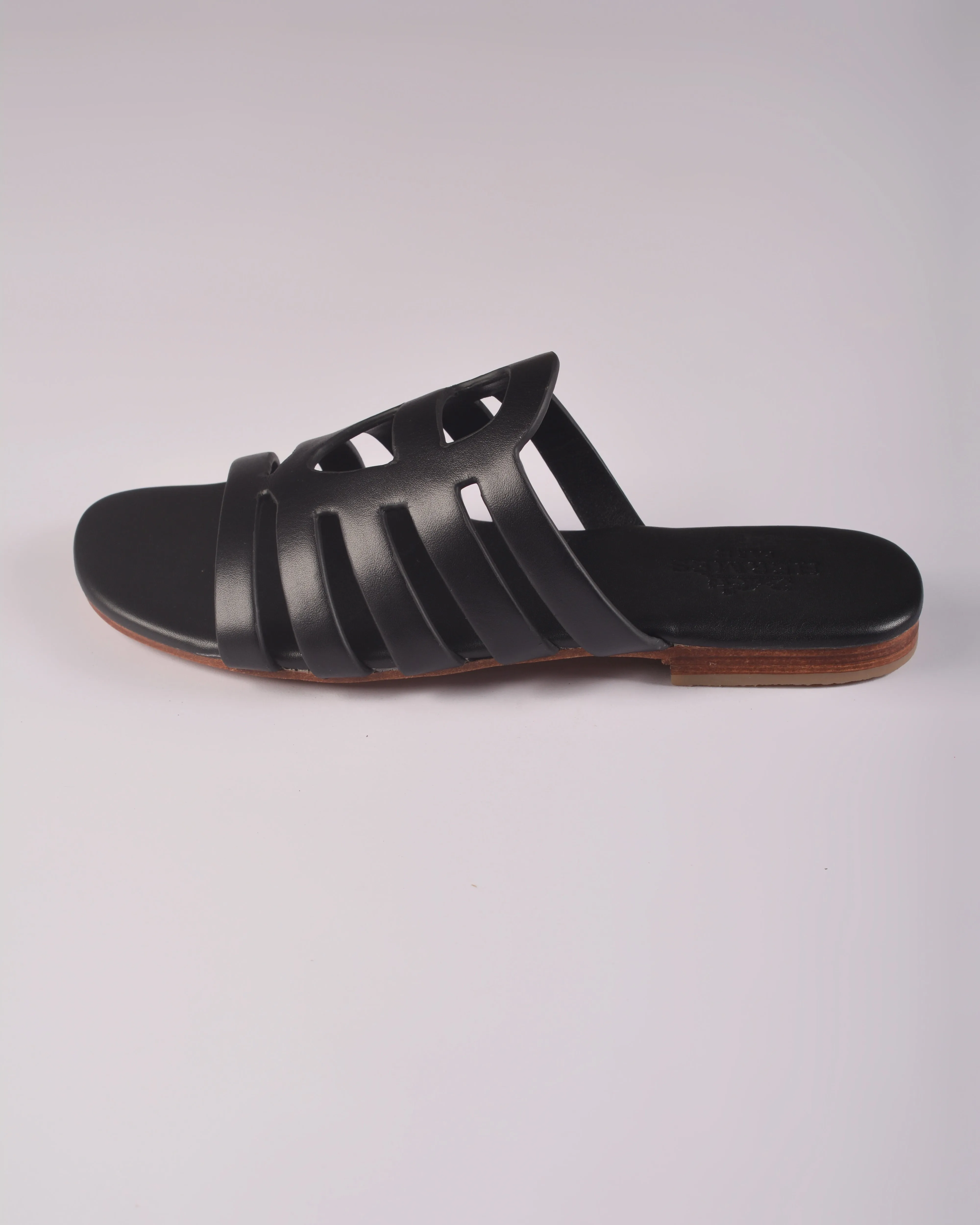 Camelia Sandal Black