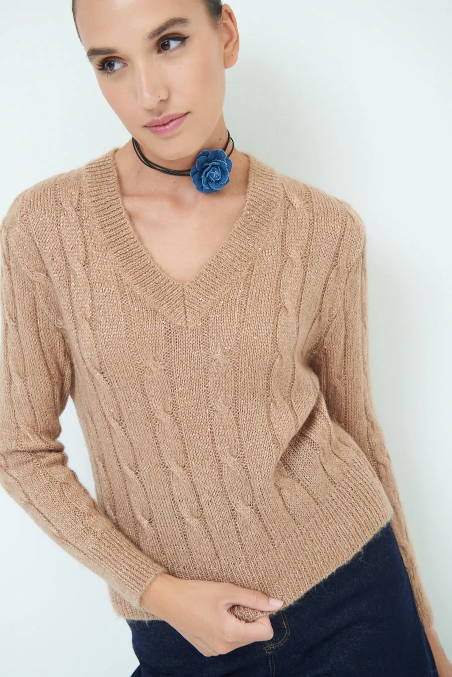 Classic cable knit V-neck sweater wholesale