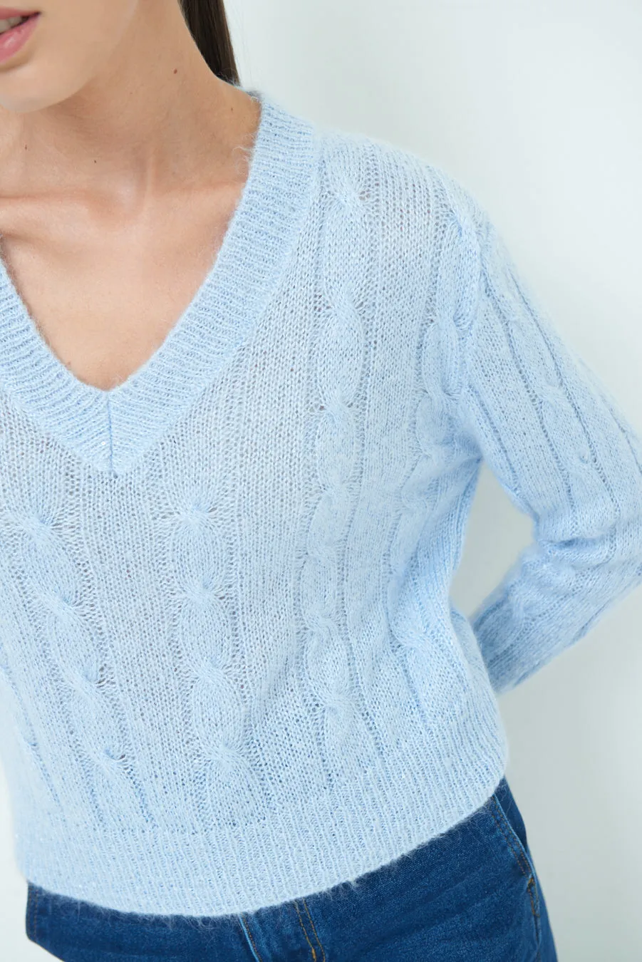 Classic cable knit V-neck sweater wholesale