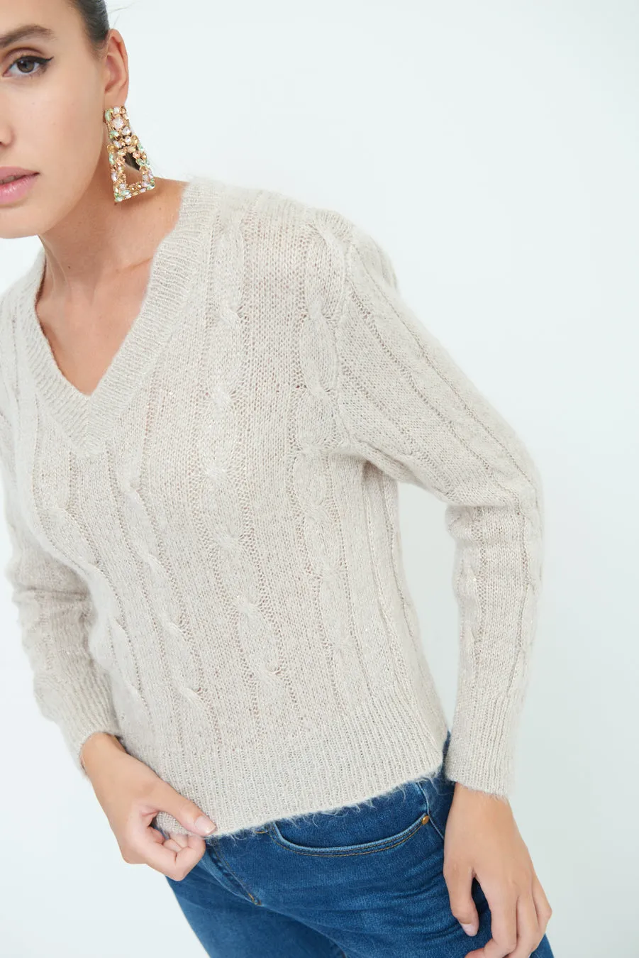 Classic cable knit V-neck sweater wholesale