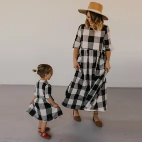 Half Sleeve Mommy and Me Dresses for Mother and Daughter Matching Sets