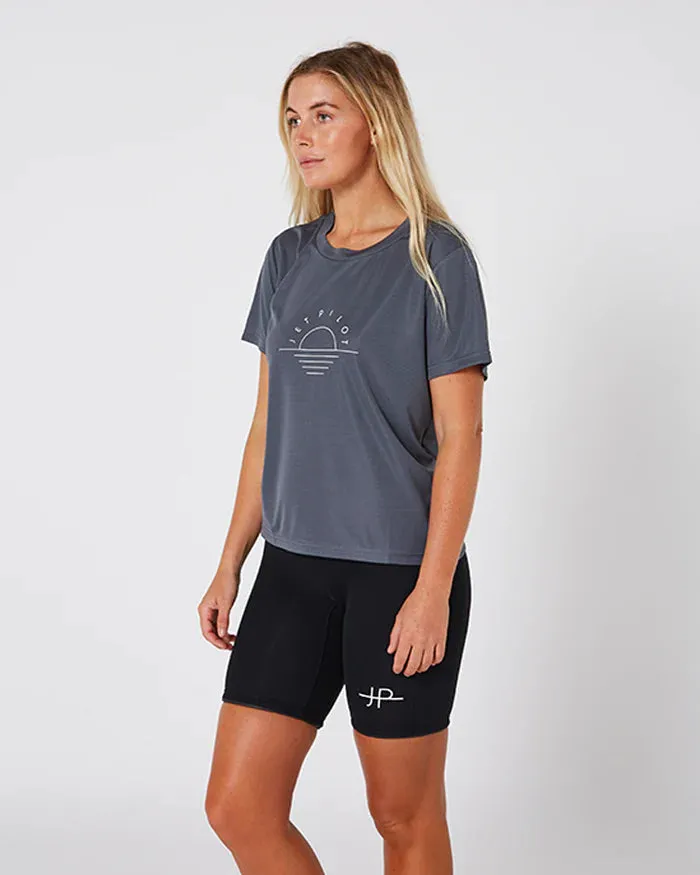 Ladies Pacer Tee | Charcoal